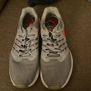 Nike run swift running shoes